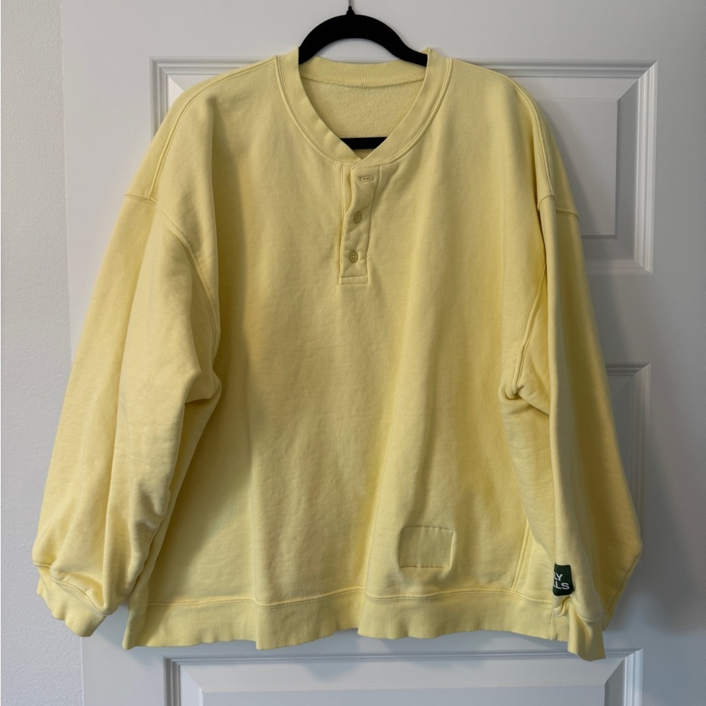 Daily Drills Lemonade Henley